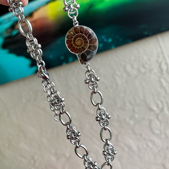 Made to order . Genuine ammonite fossil shell stainless steel maille choker - Picture 5 of 16